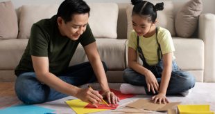 memberikan stimulus anak