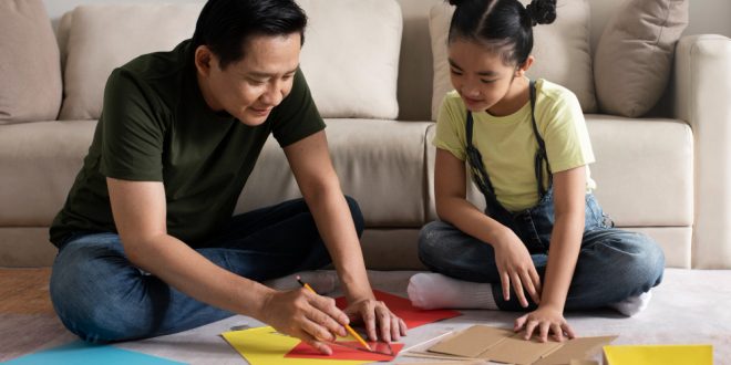 memberikan stimulus anak